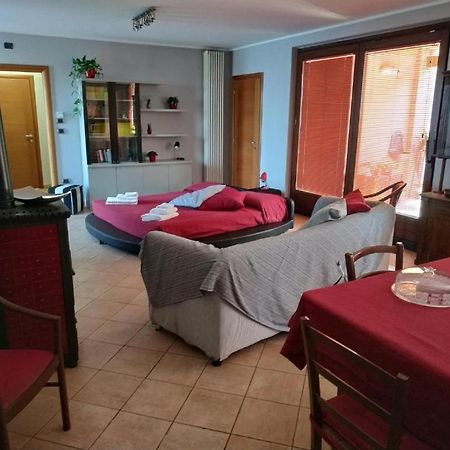 Bed & Breakfast Milu クーネオ エクステリア 写真