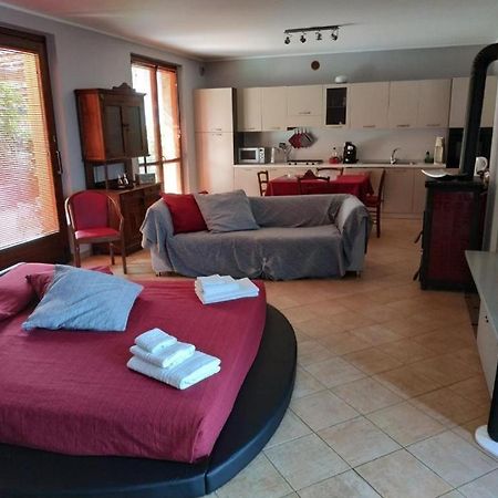 Bed & Breakfast Milu クーネオ エクステリア 写真