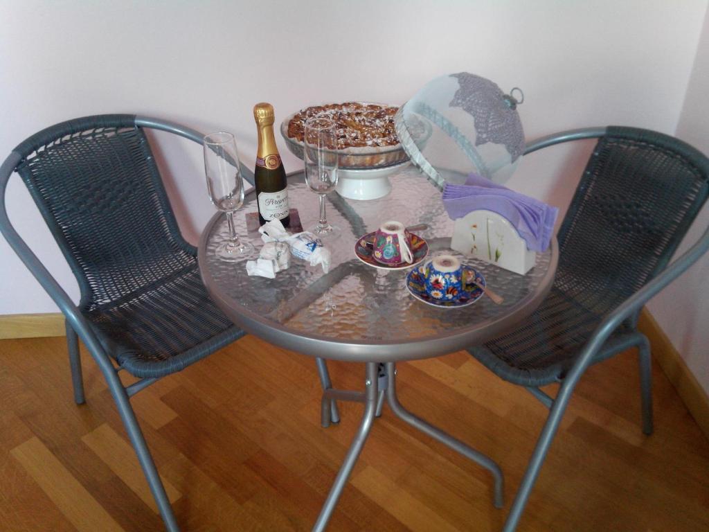 Bed & Breakfast Milu クーネオ エクステリア 写真