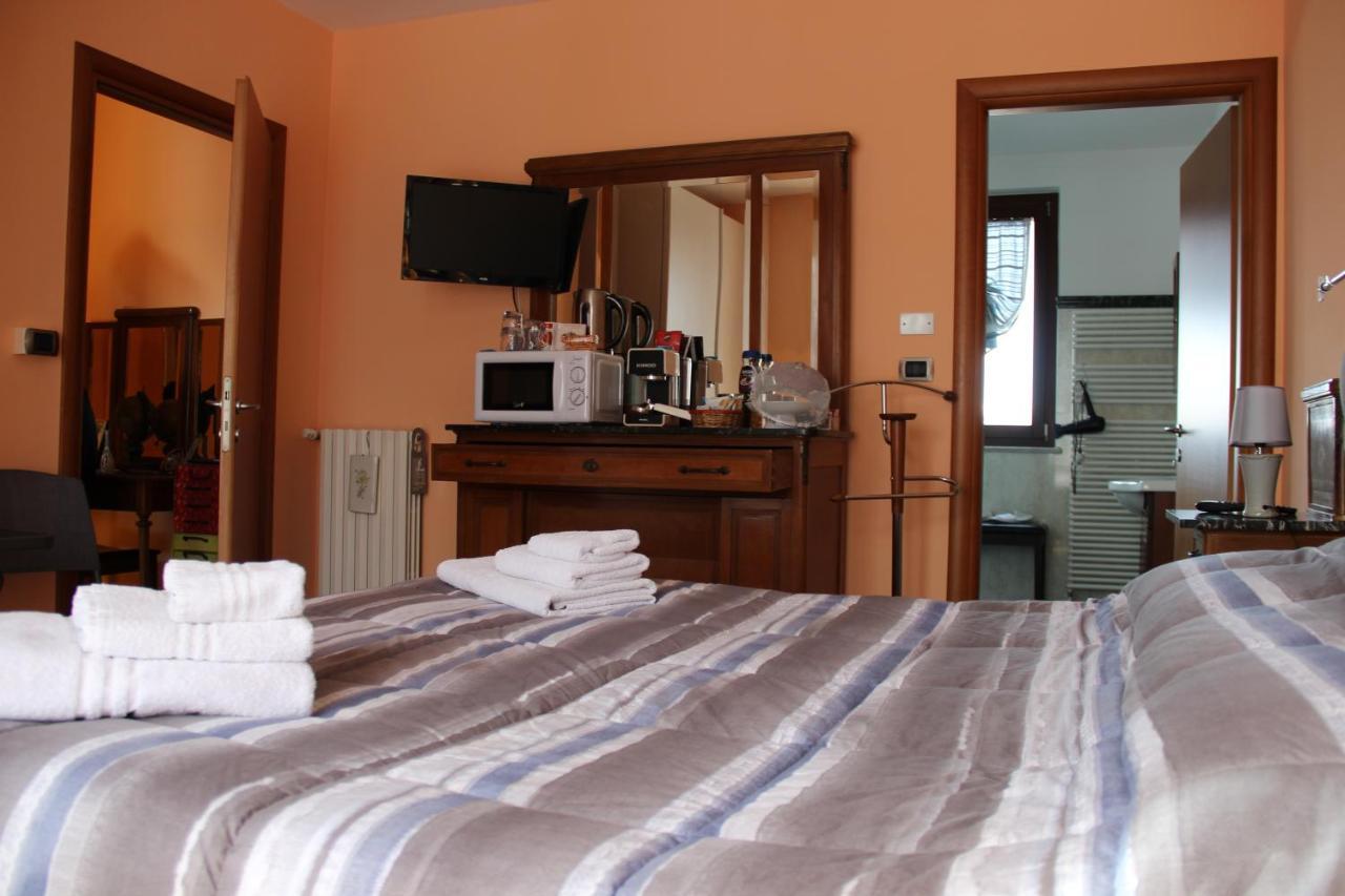 Bed & Breakfast Milu クーネオ エクステリア 写真